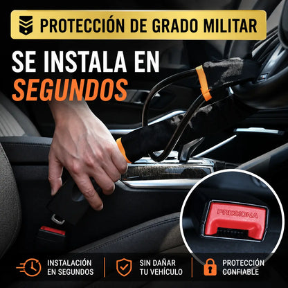 Instalación del candado TITANLOCK™ en segundos, enganchado a la hebilla del cinturón de seguridad